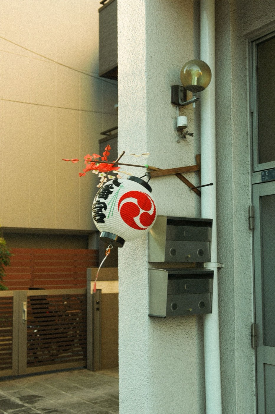 Light-Paper booklet laid flat